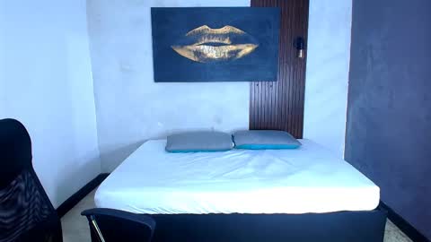 Snapshot of diego__cruz chatting on 03-11-25, 11:33 Diego online show from 03-11-25, 11:33