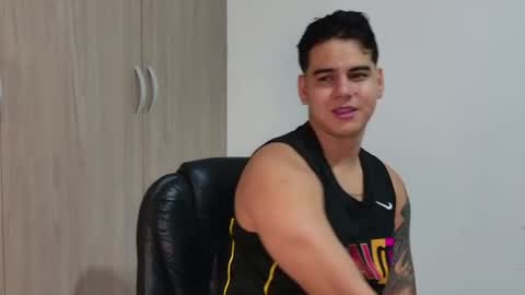 Snapshot of diego_cazas chatting on 06-15-26, 01:41 DIEGO CAZAS online show from 06-15-26, 01:41