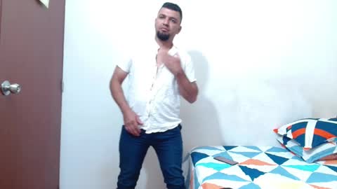 Snapshot of diego_vergon chatting on 09-09-25, 01:38 diego_vergon online show from 09-09-25, 01:38