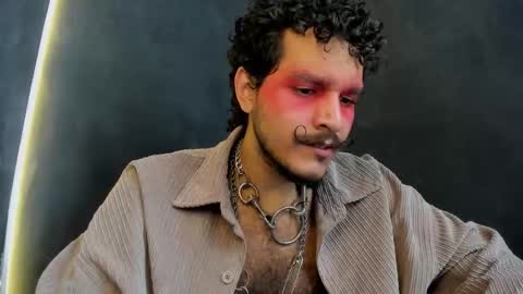 diemond_latinx98 online show from 11-26-25, 05:58