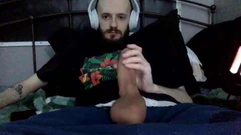 Snapshot of digbicknik chatting on 02-27-25, 01:16 digbicknik online show from 02-27-25, 01:16