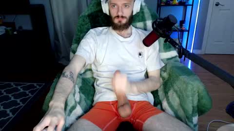 Snapshot of digbicknik chatting on 09-10-25, 01:38 digbicknik online show from 09-10-25, 01:38