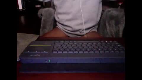 Snapshot of digitalpimpn chatting on 12-17-25, 11:16 The Digital Pimp.... online show from 12-17-25, 11:16