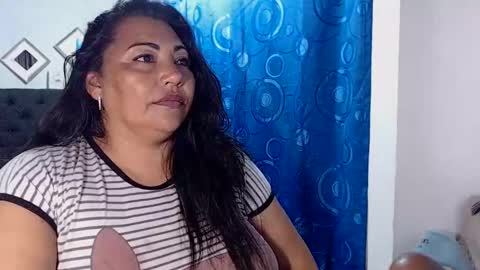 Snapshot of dihayara chatting on 02-08-25, 02:05 Mariana online show from 02-08-25, 02:05