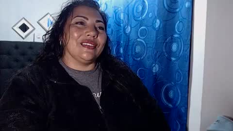 Snapshot of dihayara chatting on 02-09-25, 04:04 Mariana online show from 02-09-25, 04:04