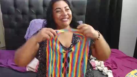 Snapshot of dihayara chatting on 03-07-25, 03:29 Mariana online show from 03-07-25, 03:29