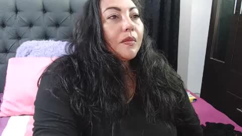 Snapshot of dihayara chatting on 03-08-25, 05:07 Mariana online show from 03-08-25, 05:07