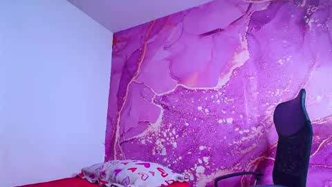 diiosa_latina online show from 05-19-26, 01:56