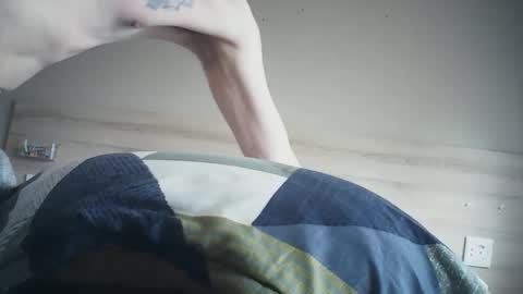 Dik Daan online show from 10-31-25, 08:26