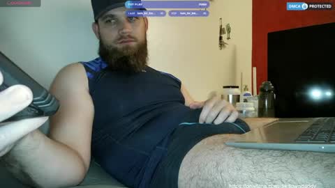 Snapshot of dikdowndaddy chatting on 05-27-26, 06:54 Daddy online show from 05-27-26, 06:54