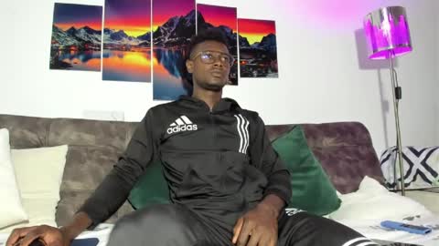 Snapshot of dilaan_carter chatting on 01-30-25, 12:37 joshua online show from 01-30-25, 12:37