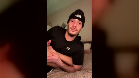 Snapshot of dilara_moon chatting on 12-20-25, 06:09 dilara_moon online show from 12-20-25, 06:09