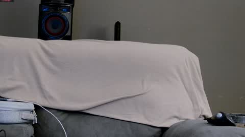 Dilldough405 online show from 12-31-24, 07:29