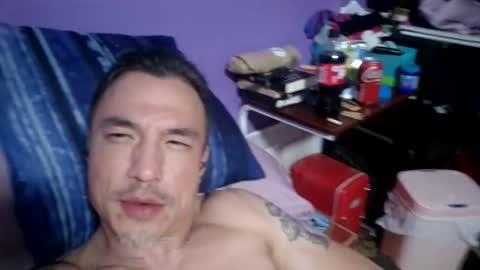 Snapshot of dillifambam08 chatting on 03-19-26, 10:19 dillifambam08 online show from 03-19-26, 10:19