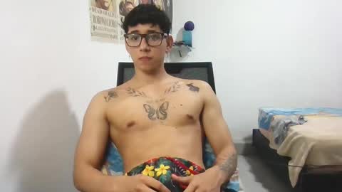 dillom420 online show from 03-05-25, 01:42