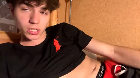 Snapshot of dimamozaev400 chatting on 10-10-25, 04:06 Dima online show from 10-10-25, 04:06