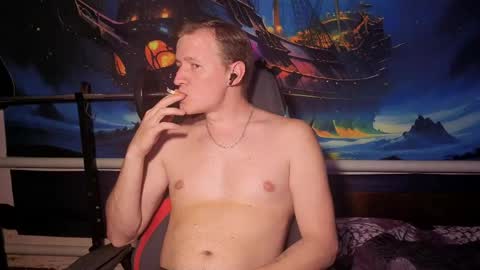 Snapshot of dimastyzzz chatting on 05-08-26, 06:46 Dimetriusen online show from 05-08-26, 06:46