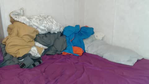 Sofie online show from 01-07-25, 05:22