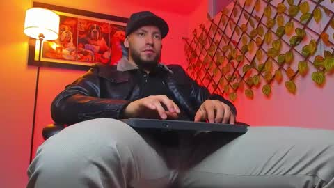 Angel Dimitri online show from 11-30-25, 10:03