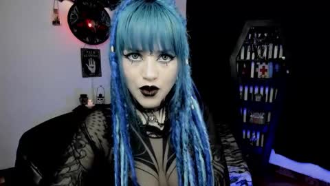 Snapshot of dimmuanddarkness chatting on 01-11-26, 03:06 dimmuanddarkness online show from 01-11-26, 03:06