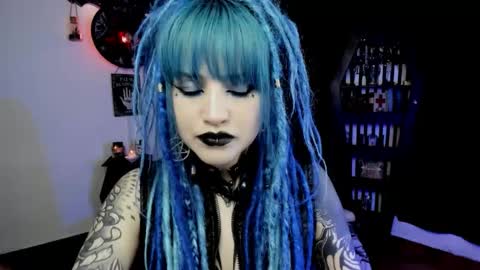 Snapshot of dimmuanddarkness chatting on 01-14-26, 08:53 dimmuanddarkness online show from 01-14-26, 08:53