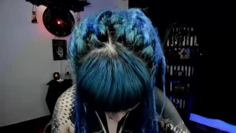 Snapshot of dimmuanddarkness chatting on 01-17-26, 08:41 dimmuanddarkness online show from 01-17-26, 08:41