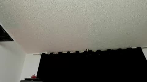 Snapshot of dimmuanddarkness chatting on 03-12-26, 01:01 dimmuanddarkness online show from 03-12-26, 01:01