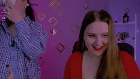 Snapshot of dina_bloom chatting on 05-11-26, 04:04 dina_bloom online show from 05-11-26, 04:04