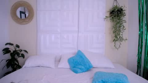 DINA online show from 03-31-26, 05:57