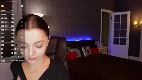 dinacandy online show from 09-25-25, 10:19