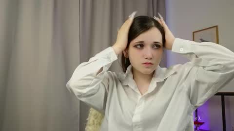 Rina online show from 10-15-25, 04:56