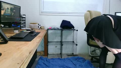 Snapshot of dinkdork094 chatting on 12-20-25, 06:37 Dinkdork just having a good time online show from 12-20-25, 06:37