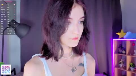 Snapshot of dionneslupe chatting on 09-21-25, 06:09 Ness online show from 09-21-25, 06:09