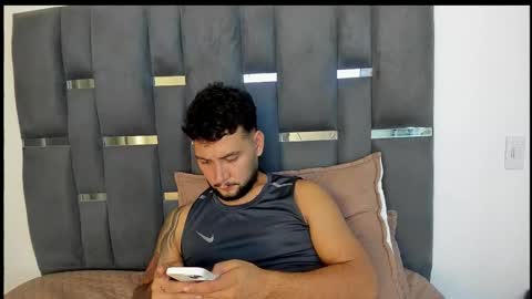dionyxx online show from 10-20-25, 04:02
