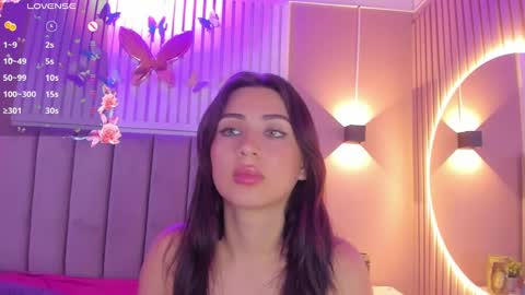 Snapshot of diosa_cristal chatting on 03-05-25, 09:27 Cristal online show from 03-05-25, 09:27