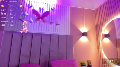 Snapshot of diosa_cristal chatting on 03-06-25, 09:47 Cristal online show from 03-06-25, 09:47