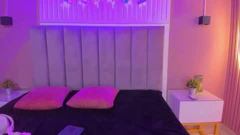 Snapshot of diosa_cristal chatting on 10-04-25, 03:26 Cristal online show from 10-04-25, 03:26