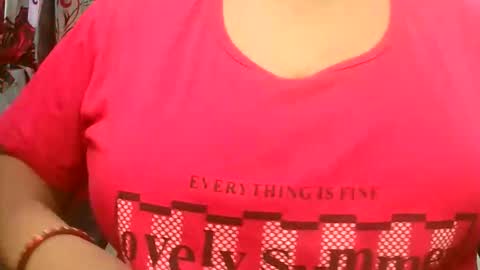 dipa2345 online show from 10-08-25, 04:32