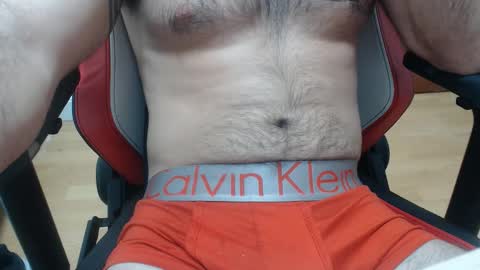 Snapshot of dirfocus chatting on 10-19-25, 12:06 Z online show from 10-19-25, 12:06