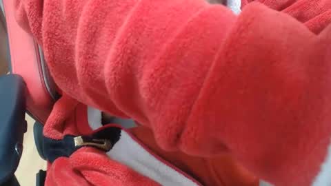 Snapshot of dirfocus chatting on 11-25-25, 05:29 Z online show from 11-25-25, 05:29