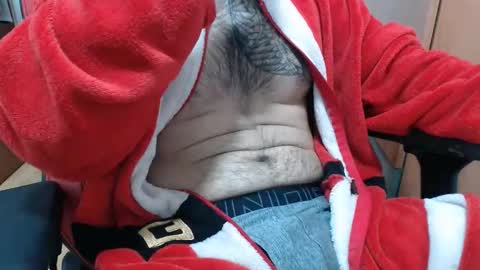 Snapshot of dirfocus chatting on 12-03-25, 04:42 Z online show from 12-03-25, 04:42