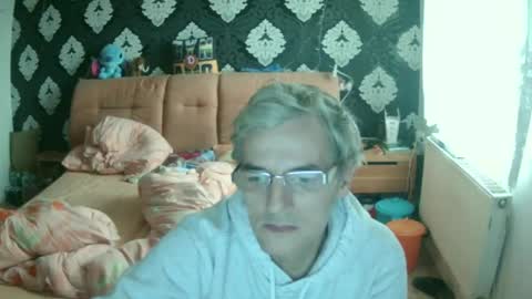 Snapshot of dirk6873 chatting on 12-04-24, 08:34 Adam Carla online show from 12-04-24, 08:34