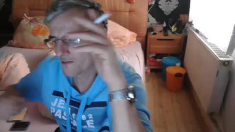 Snapshot of dirk6873 chatting on 02-05-25, 12:49 Adam Carla online show from 02-05-25, 12:49