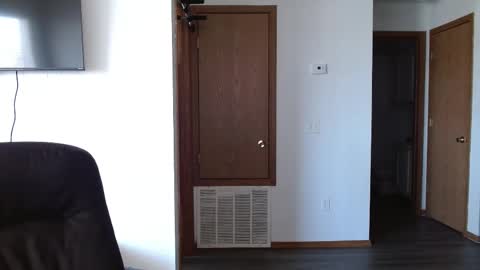 Dirk Diggler online show from 03-10-25, 06:45