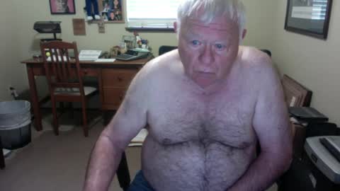 dirtrider195080438 online show from 07-08-26, 10:25
