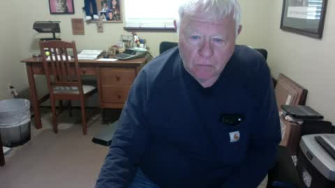 dirtrider195080438 online show from 07-09-26, 08:02