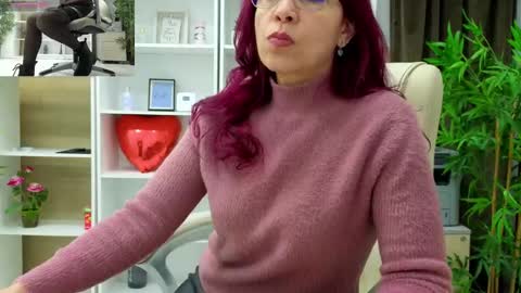 Snapshot of dirty_mature chatting on 02-13-25, 10:34 dirty_mature online show from 02-13-25, 10:34