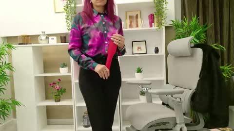 Snapshot of dirty_mature chatting on 10-17-25, 05:43 dirty_mature online show from 10-17-25, 05:43