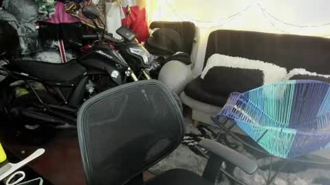 Snapshot of dirtyvalentina4u chatting on 01-23-25, 01:08 dirtyvalentina4u online show from 01-23-25, 01:08