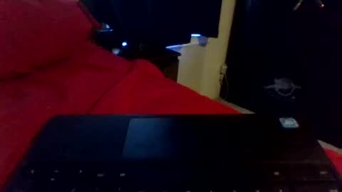 dirtywhite14 online show from 10-10-25, 09:58